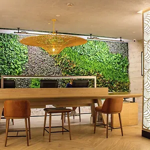 Ibis World Trade Centre Дубай